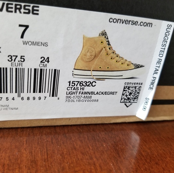 Converse Shoes - Picture 3 of 8